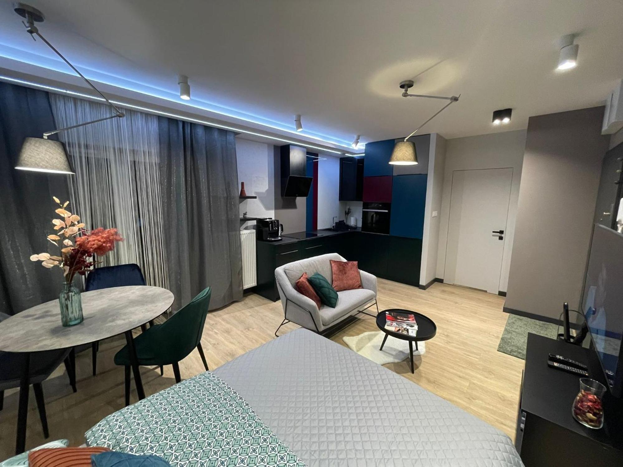 New Comfortable With Balcony And Sauna On Klimieckiego Street Kraków